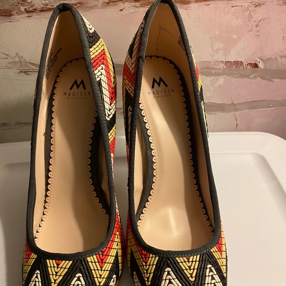 Madison by ShoeDazzle - Picture 2 of 3